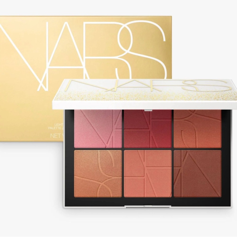 Nars All that glitters light reflecting cheek palette